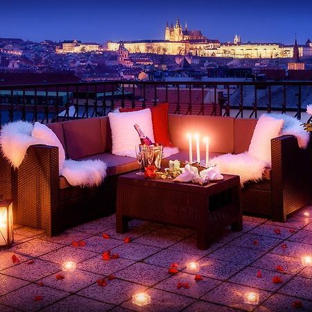 Appartement A/C + Terrace Breakfast At Tiffany'S à Prague Extérieur photo
